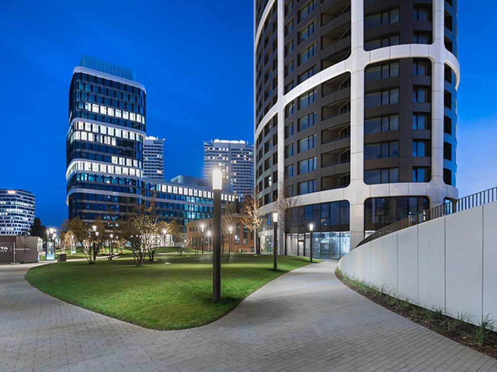 Beautiful 1 - Bedroom Apartment In Downtown Bratislava Exterior photo